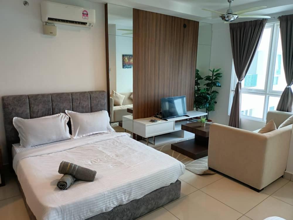 Family Suites At Mansion One By Maj George Town Zewnętrze zdjęcie