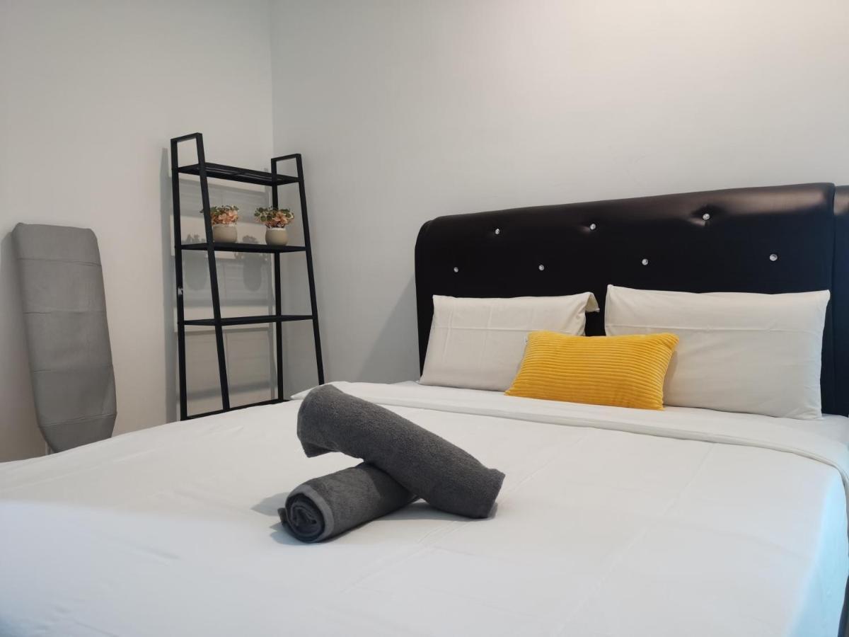 Family Suites At Mansion One By Maj George Town Zewnętrze zdjęcie