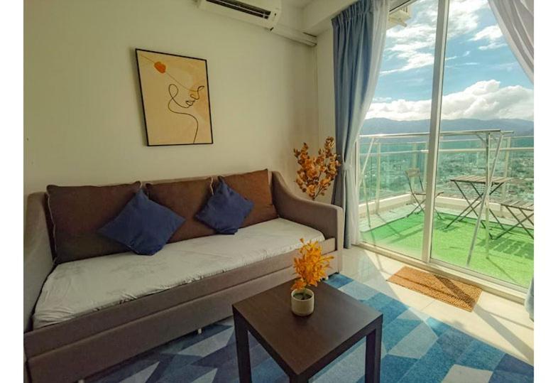 Family Suites At Mansion One By Maj George Town Zewnętrze zdjęcie